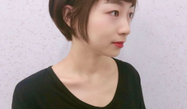 女人自己剪短发视频,跟随视频教程轻松打造个性短发造型